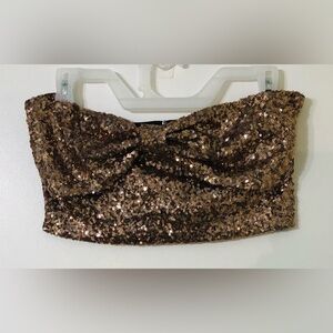 Women’s Sequins crop top sleeveless back zip up  black gold . M